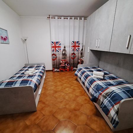 Appartamento Giotto - Free Parking Livorno Esterno foto